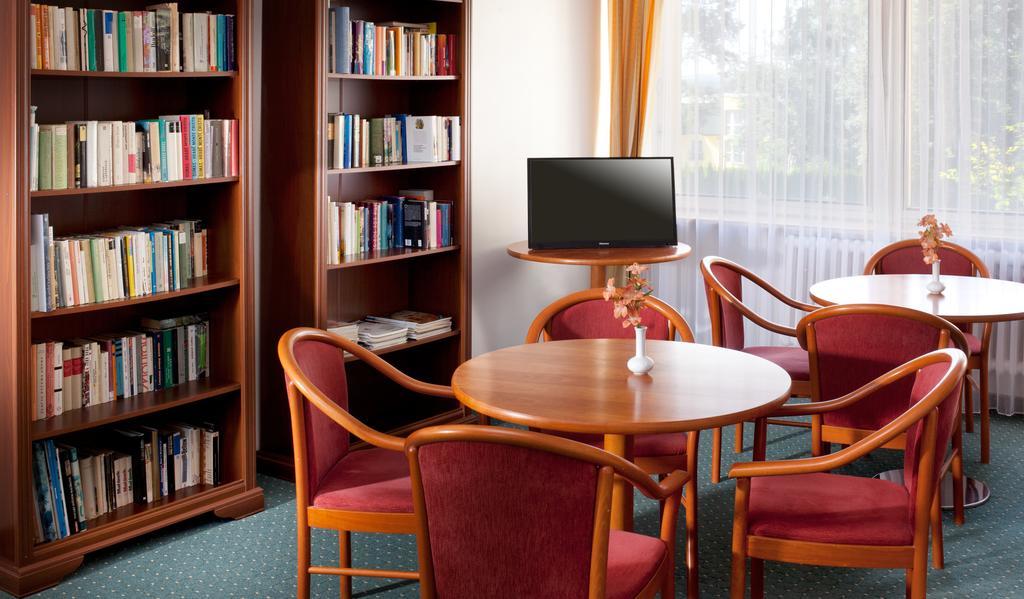 Hotel Hubert Františkovy Lázně Buitenkant foto
